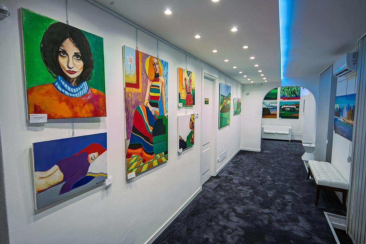 Guest house Gallery 2*